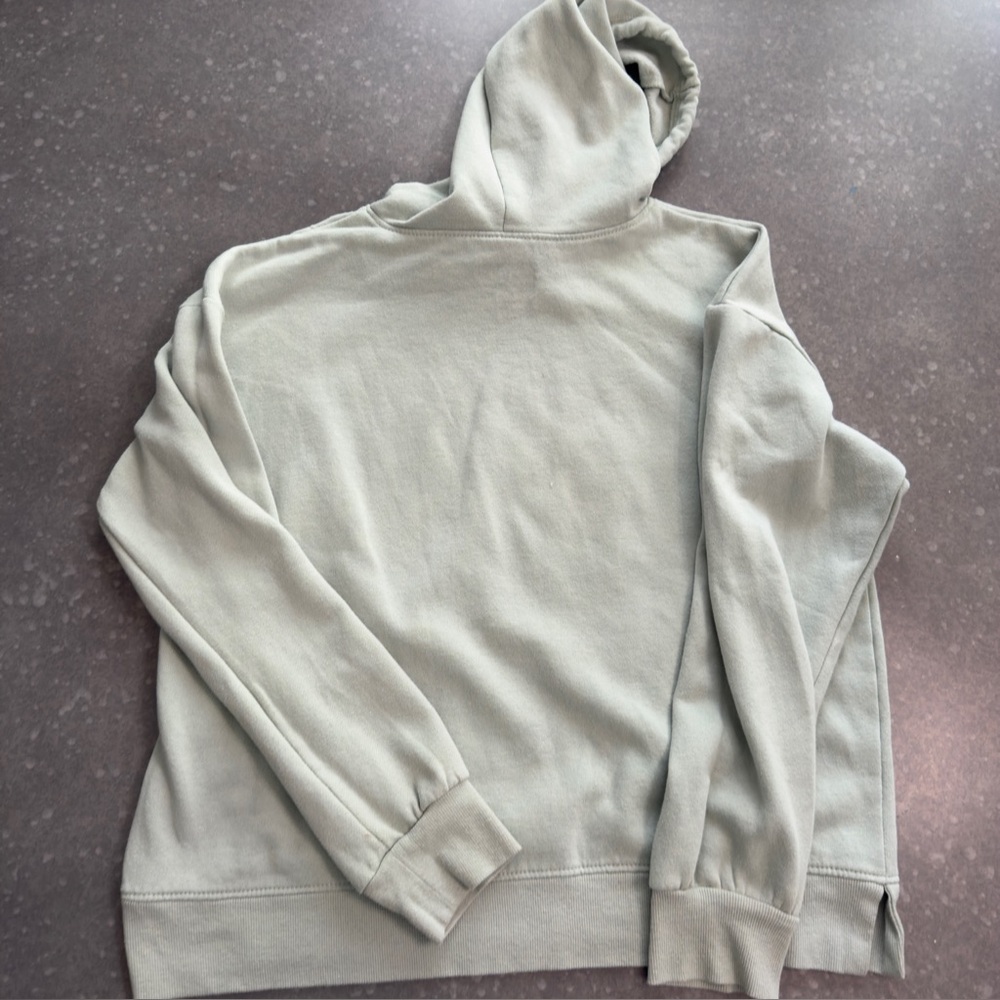 MTV Holiday Logo Hoodie with Gold Bow – Size Medium - Picture 3 of 7